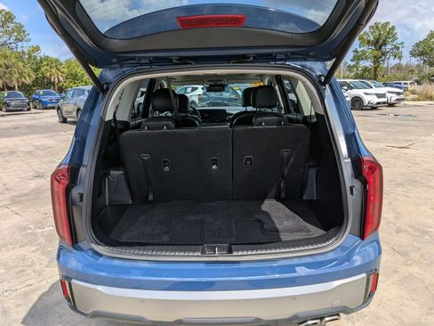 Certified 2025 Kia Telluride S AWD/4WD image 12