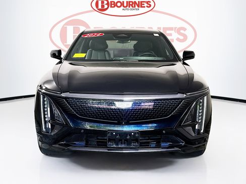 Used 2024 Cadillac Lyriq Tech w/ Driver Assist Package AWD/4WD image 5