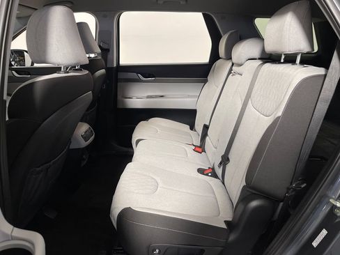 Certified 2022 Hyundai Palisade SE w/ Cargo Package FWD image 13