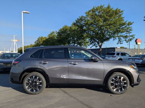 New 2026 Honda HR-V EX-L image 2