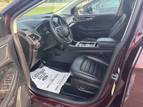 Used 2022 Ford Edge SEL w/ Convenience Package AWD/4WD image 5