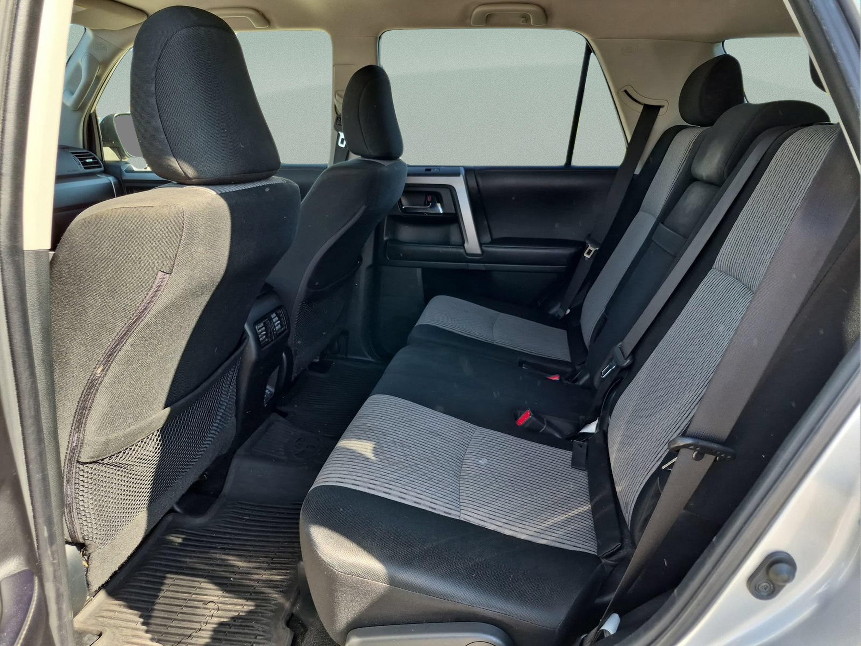 Used 2021 Toyota 4Runner SR5 AWD/4WD image 16