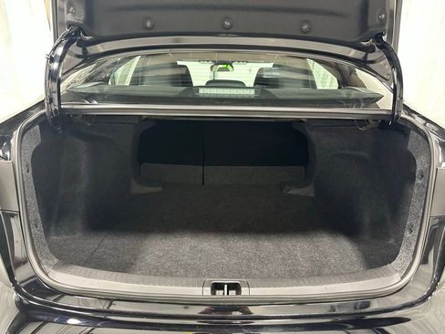 Used 2026 Toyota Corolla SE image 48