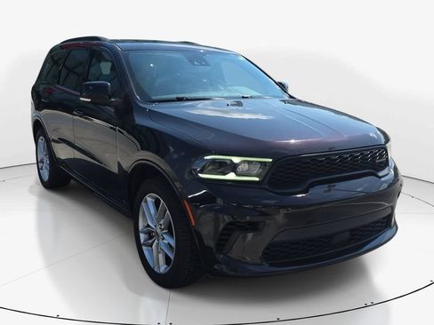 Used 2024 Dodge Durango GT RWD image 4