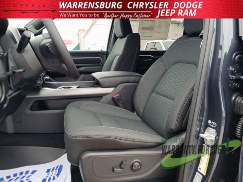 New 2026 RAM 1500 4x4 Crew Cab image 14