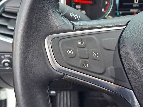 Used 2017 Chevrolet Malibu LT w/ Leather Package image 10