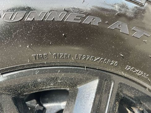 Used 2024 GMC Sierra 2500 AT4 w/ AT4 Premium Plus Package image 38