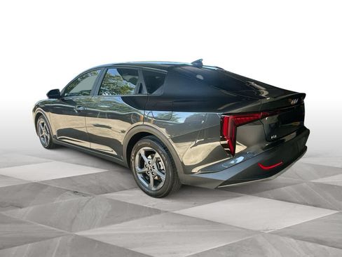 Used 2025 Kia K4 FWD image 6