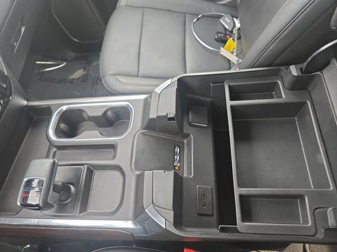 Used 2023 GMC Sierra 1500 SLT w/ SLT Premium Package image 28