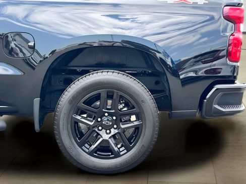 Used 2024 Chevrolet Silverado 1500 Custom w/ Rally Edition AWD/4WD image 34