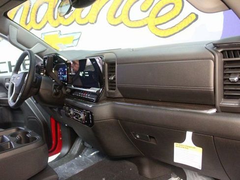 New 2025 Chevrolet Silverado 2500 LT w/ Convenience Package image 9