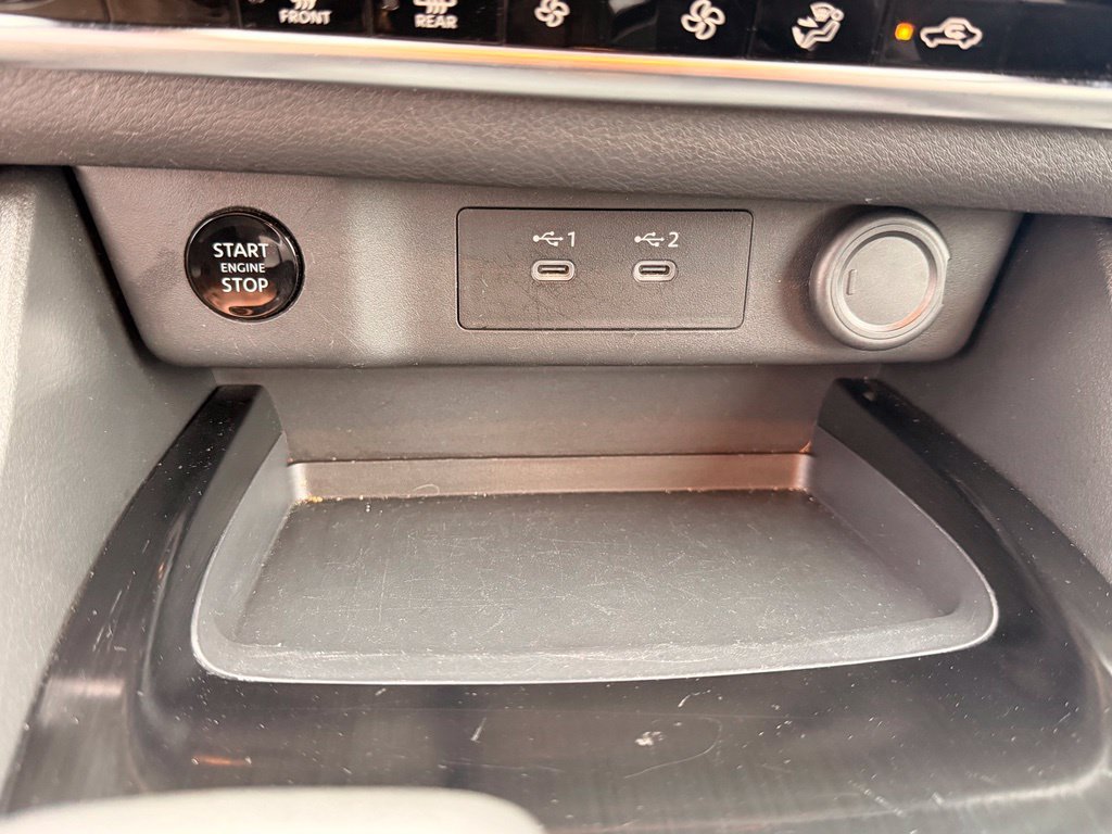 Used 2026 Nissan Rogue SV FWD image 32