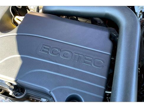 Used 2023 Chevrolet Equinox RS w/ RS Leather Package image 34