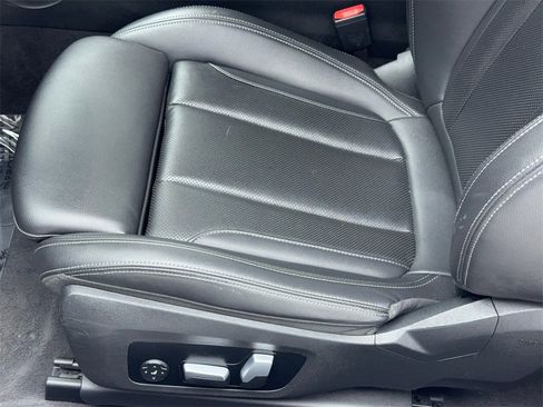 Used 2024 BMW 430i Convertible image 48