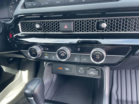 Used 2023 Honda Civic Sport image 25