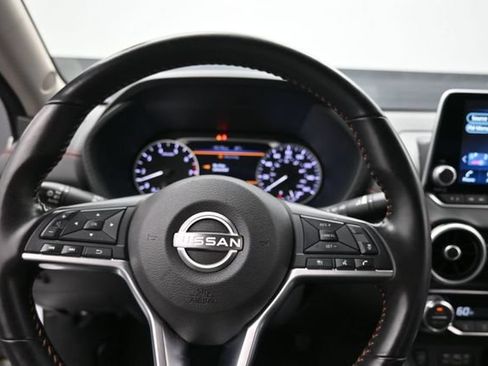Used 2025 Nissan Sentra SR FWD image 20
