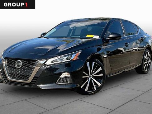 Used 2021 Nissan Altima 2.5 SR w/ SR Premium Package FWD image 1