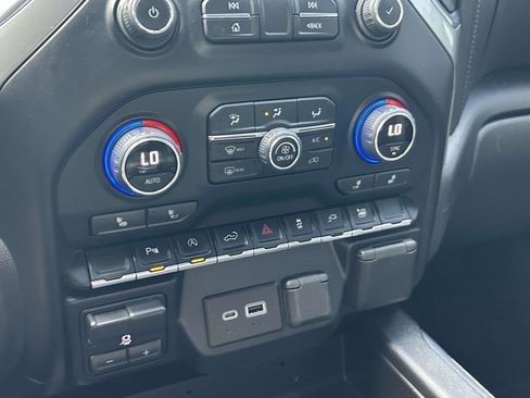 Used 2022 Chevrolet Silverado 1500 RST w/ Convenience Package II image 25