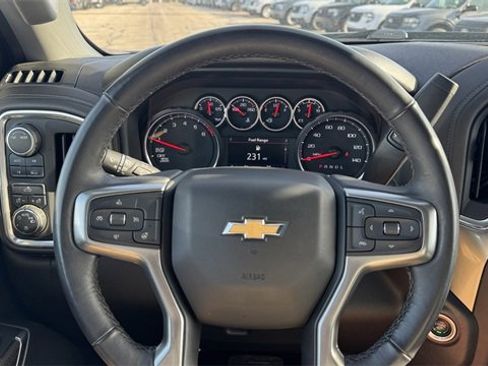 Used 2022 Chevrolet Silverado 1500 LT image 27