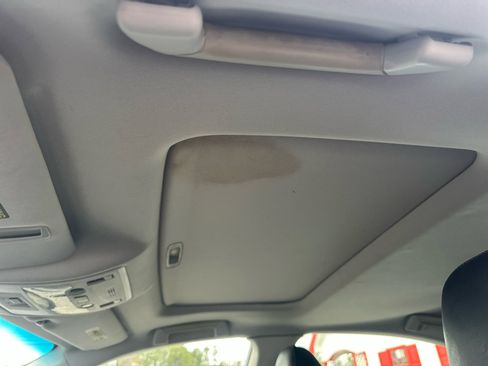 Used 2013 Lexus ES 300h w/ Luxury Pkg image 26