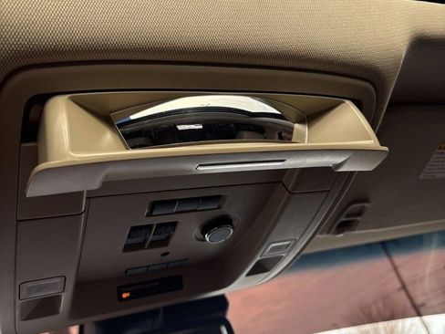 Certified 2019 Chevrolet Suburban LT w/ RST Edition image 33