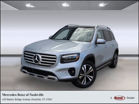New 2025 Mercedes-Benz GLB 250 4MATIC image 1