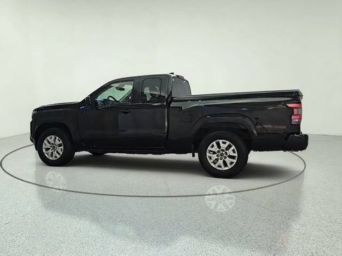 Used 2023 Nissan Frontier SV w/ Technology Package RWD image 6