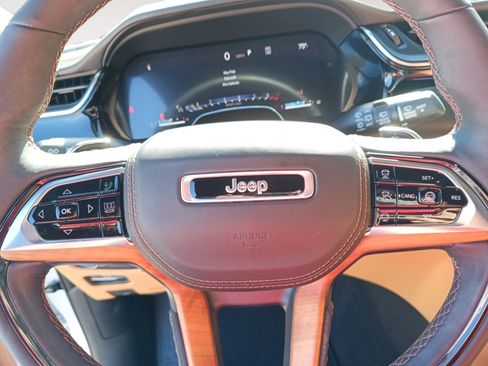 Certified 2024 Jeep Grand Cherokee Summit image 13