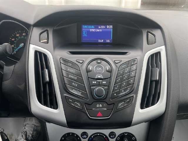 Used 2013 Ford Focus SE FWD image 13