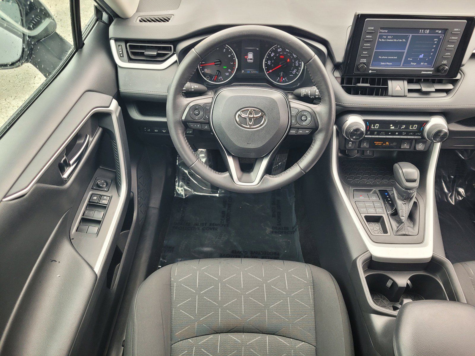 Used 2021 Toyota RAV4 XLE w/ Convenience Package AWD/4WD image 12