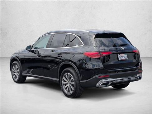 Certified 2026 Mercedes-Benz GLC 300 image 8