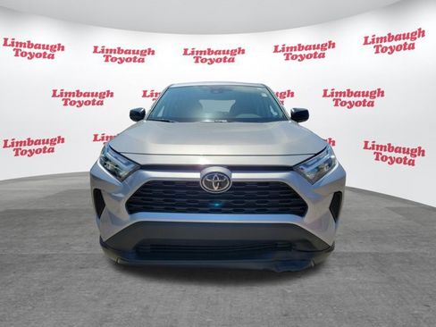 Used 2023 Toyota RAV4 LE FWD image 18