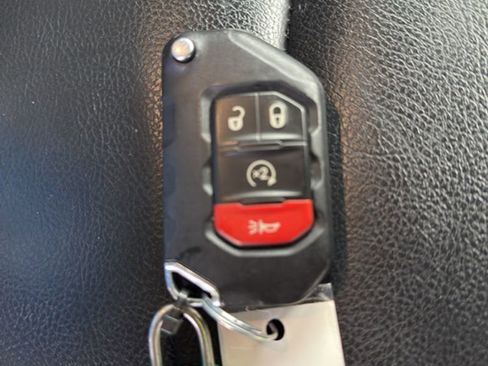 Used 2023 Jeep Wrangler Unlimited Rubicon 4xe w/ Safety Group AWD/4WD image 45