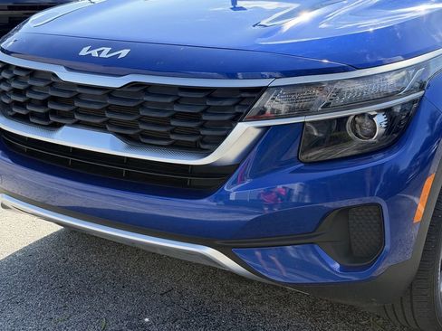 Used 2023 Kia Seltos LX AWD/4WD image 10