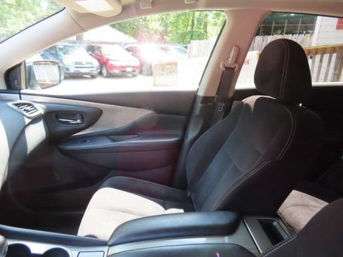 Used 2017 Nissan Murano SV w/ Premium Plus Package AWD/4WD image 21