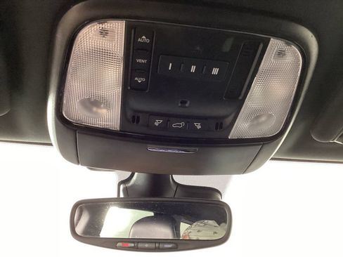 Used 2024 Dodge Durango GT AWD/4WD image 16