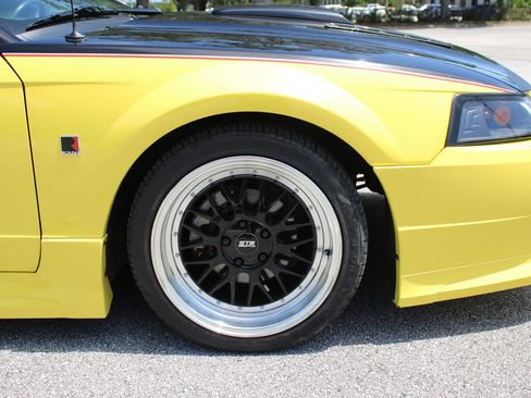 Used 2001 Ford Mustang GT RWD image 36