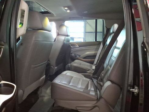 Used 2019 GMC Yukon XL Denali image 16