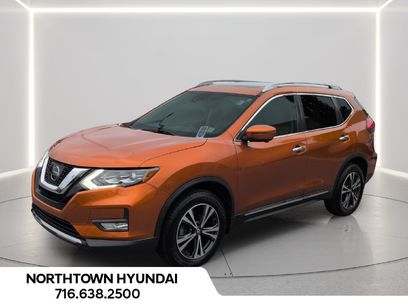 Used 2017 Nissan Rogue SL w/ SL Premium Package