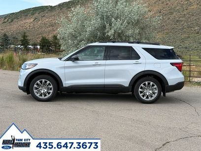New 2026 Ford Explorer Active w/ Active Comfort Package