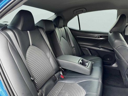 Used 2019 Toyota Camry SE image 40