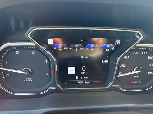 Used 2023 GMC Sierra 2500 AT4 w/ AT4 Premium Plus Package image 12