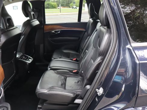 Used 2017 Volvo XC90 T6 Inscription w/ Vision Package AWD/4WD image 18