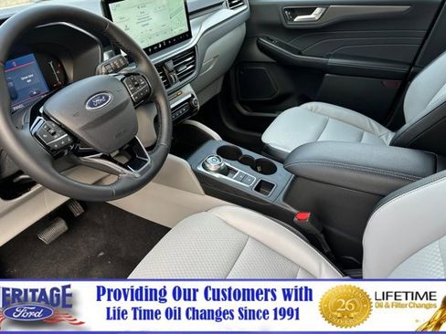 New 2025 Ford Escape SE w/ Class II Trailer Tow Package image 7