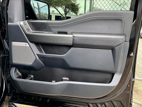 Used 2022 Ford F150 XLT w/ Equipment Group 302A High image 23