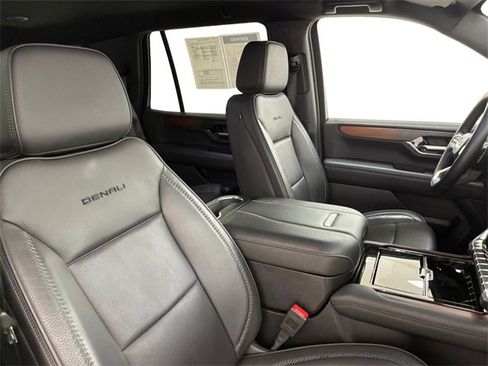Certified 2025 GMC Yukon Denali image 14