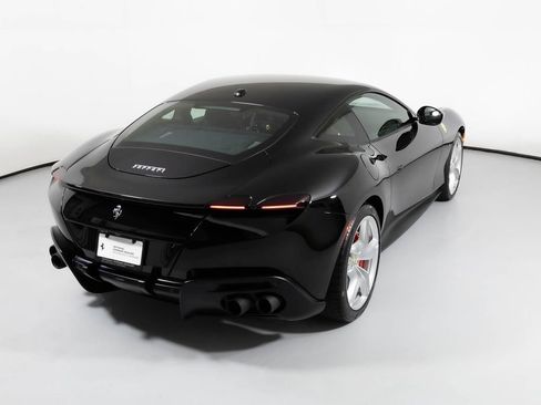 Used 2021 Ferrari Roma image 2