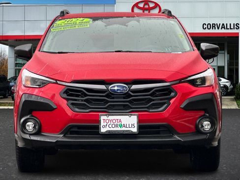 Used 2024 Subaru Crosstrek 2.0i Premium w/ Crosstrek Mirror Package image 9