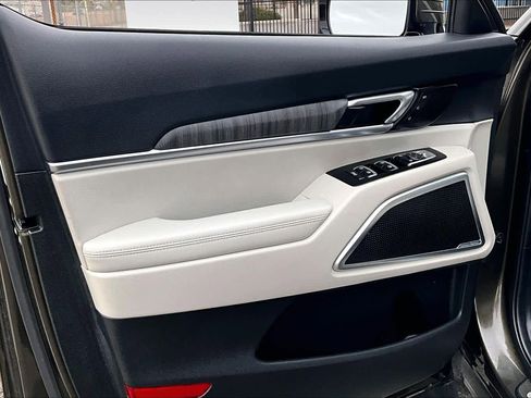 Used 2023 Kia Telluride SX image 22