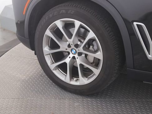Used 2021 BMW X5 xDrive40i AWD/4WD image 13